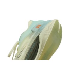 WOMEN'S Running Shoe - Shadow White