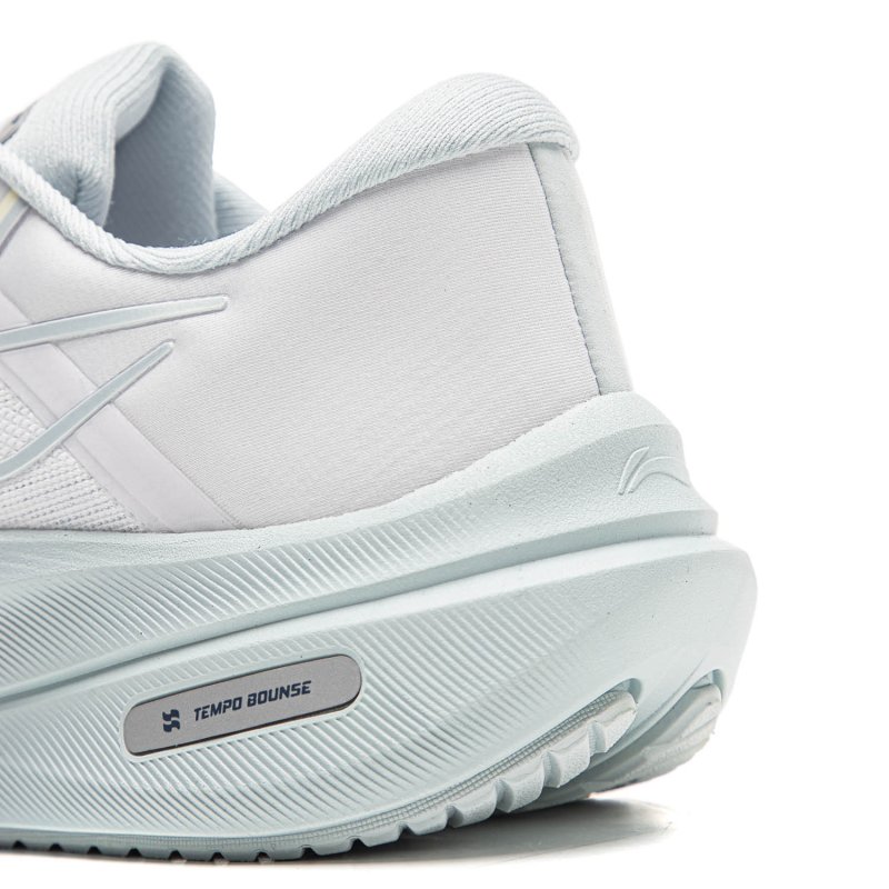 DAM L�parskor- YueYing 5 White